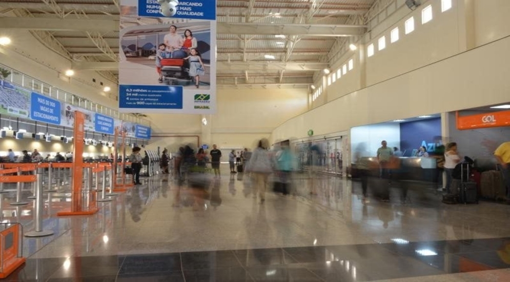 Mídias aeroportuárias: conectando marcas ao mundo em movimento